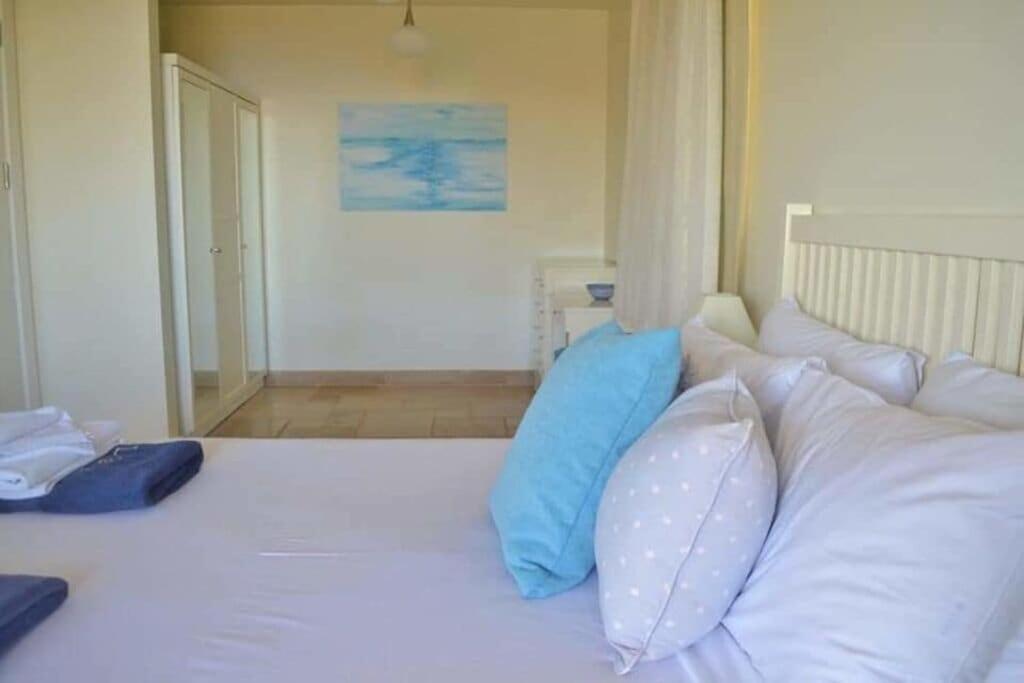 Belvedere, Lavanta, Kalkan Bagian luar foto